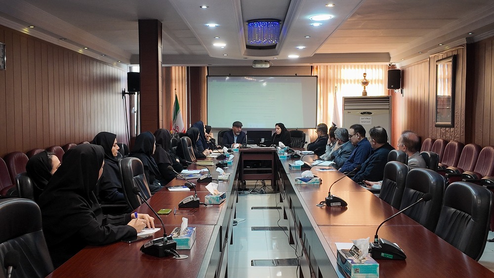 برگزاری جلسه کمیته بحران و پدافند غیرعامل در مرکز بهداشت جنوب تهران در اسفند 1404